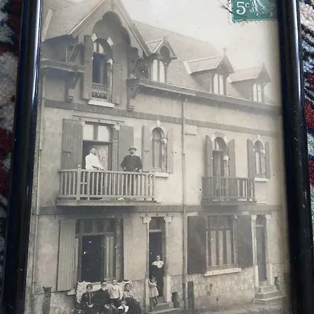 Les Abeilles - Wimereusienne Nyaraló